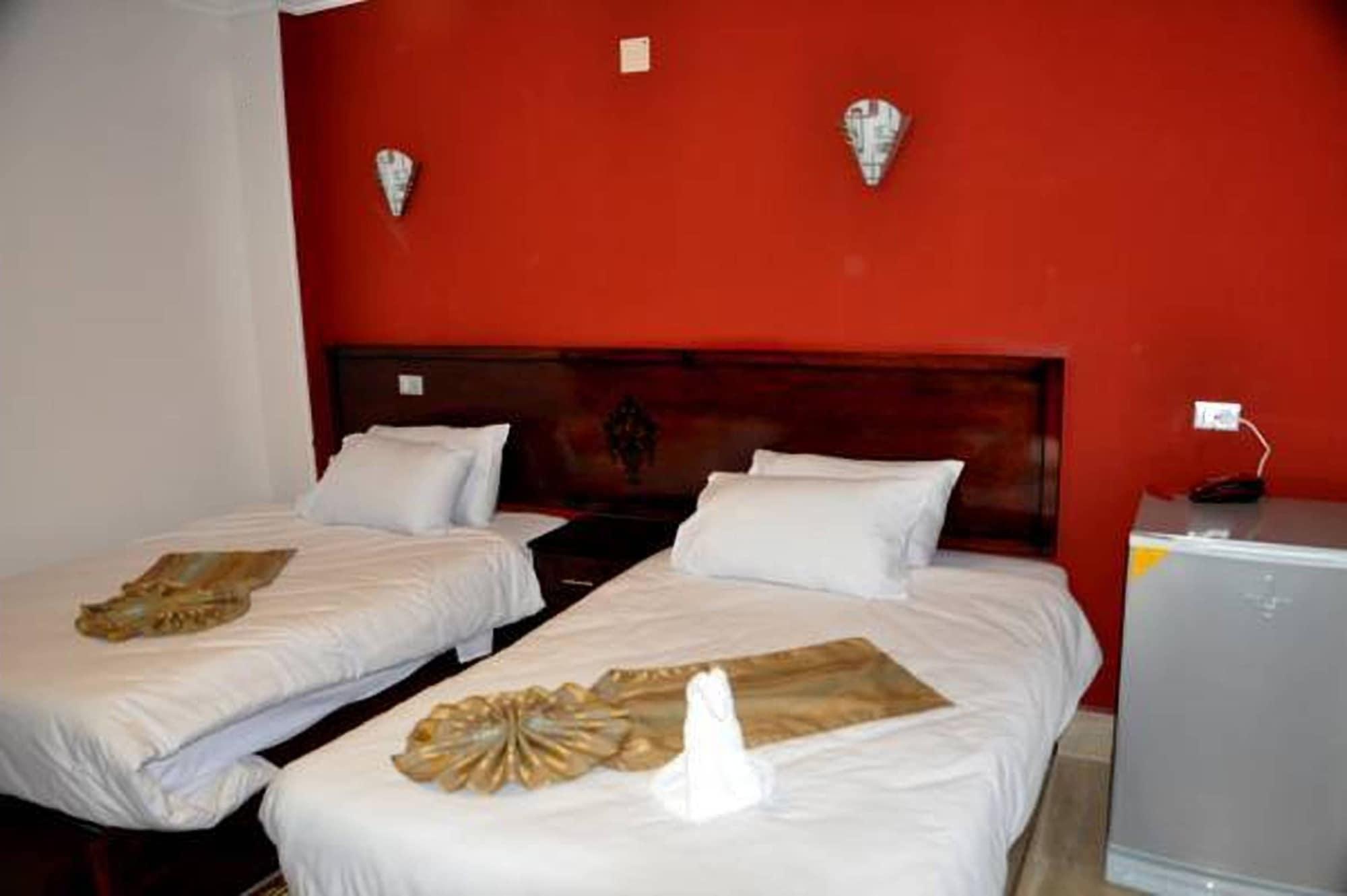 My Hotel 2*