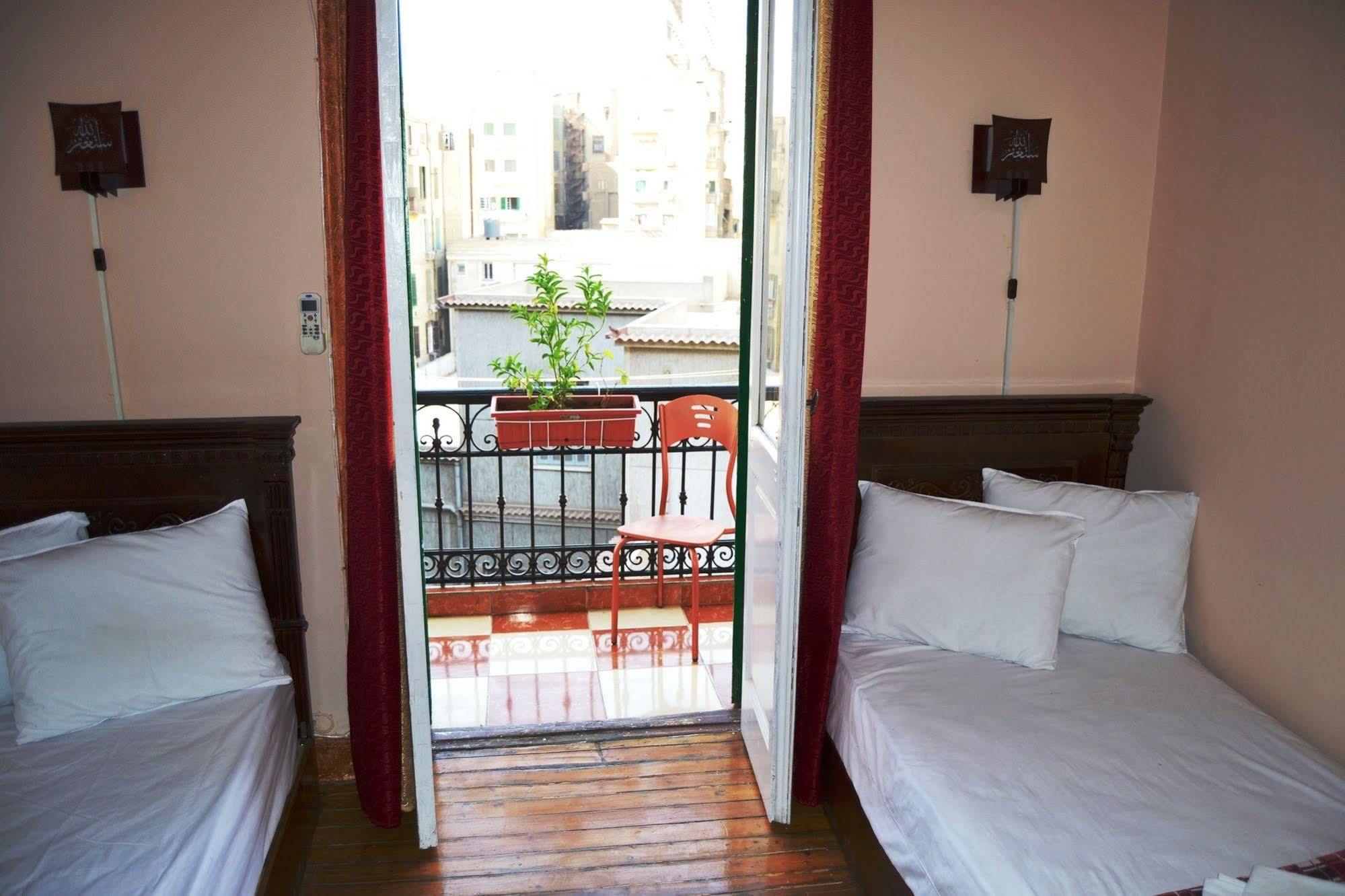 Hotel My 2*